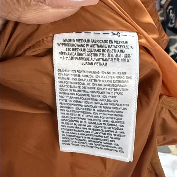 Vans Quilted Bomber Jacket in Brown - Picture 10 of 13